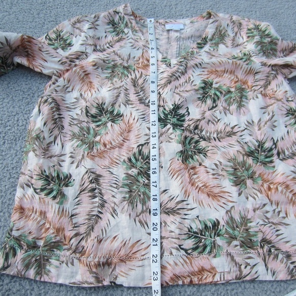 J.Jill Love Linen Top Womens PM 100% linen‎ Tropical Floral Bell Sleeve V-Neck - Picture 10 of 14